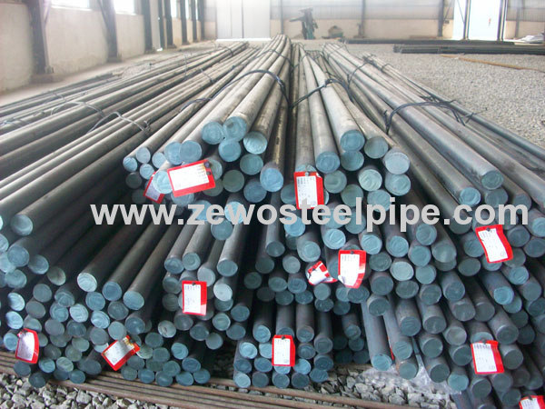 Seamless Steel Pipe with Plastic Cap and Black lacquer