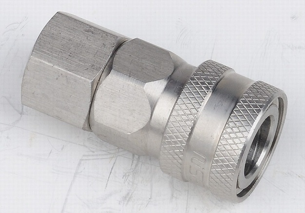 Close Type Quick Coupling With Female Threaded