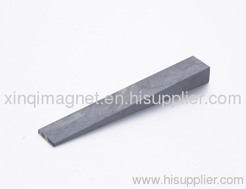 Ferrite special triangle permanent magnets