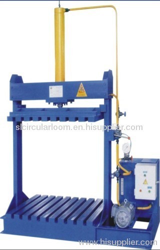 Hydraulic pressure packing machine