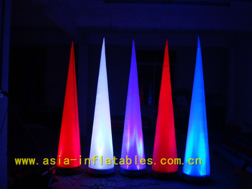 2013 new fashion inflatable lighting cone