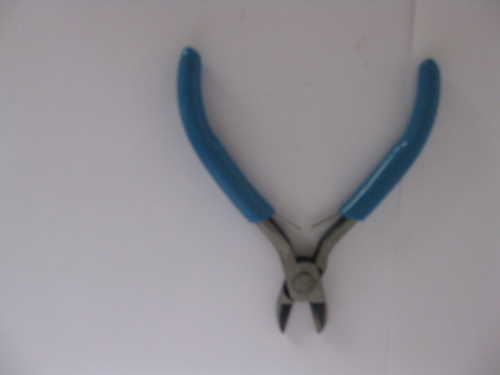 blue plastic handles multi-purpose diagonal cutting pliers