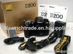 Nikon D200 10.2 MP Digital SLR Camera AF-S DX 18-200mm