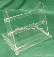 Diaphanous acrylic display rack for electronics product