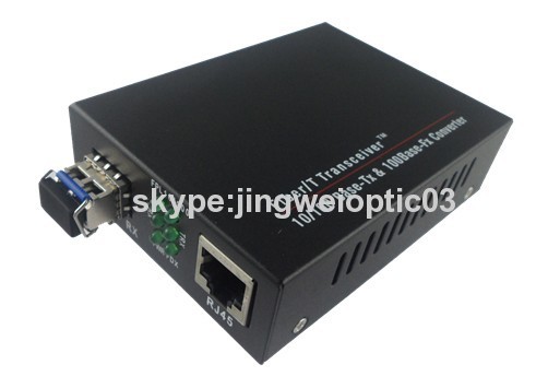 10/100 Mbps Single auto-negotiation Fiber Media Converter