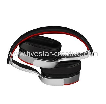 Ferrari Logic3 R200 Scuderia Ferrari Collection Headphones MIC Remote for iPhone