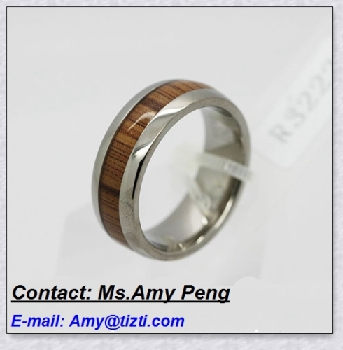 Titanium ring with wood grain inlay