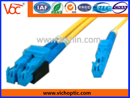 E2000 type fiber optic connector