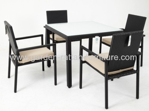 Outdoor rattan garden dining room set 4 chair 1 table 