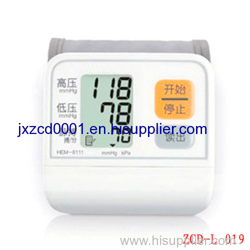 electronic digital arm type voice medical blood pressure monitor