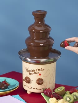 CF16D Plastic Home Chocolate Fountain