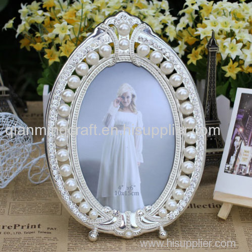 QM18001 European Style Metal Photo Frame