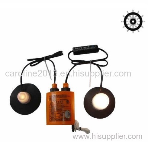 solas Self-igniting light/life raft light