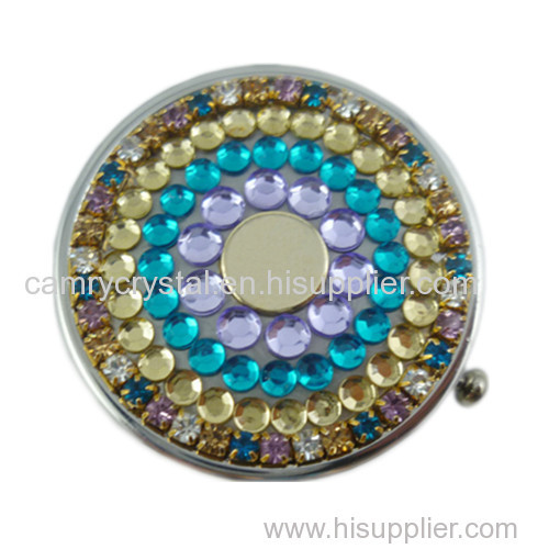 Claw Chain Crystal Rhinestone Round Pill Case