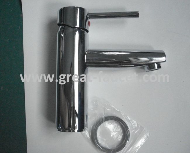 single lever bathroom basin faucet