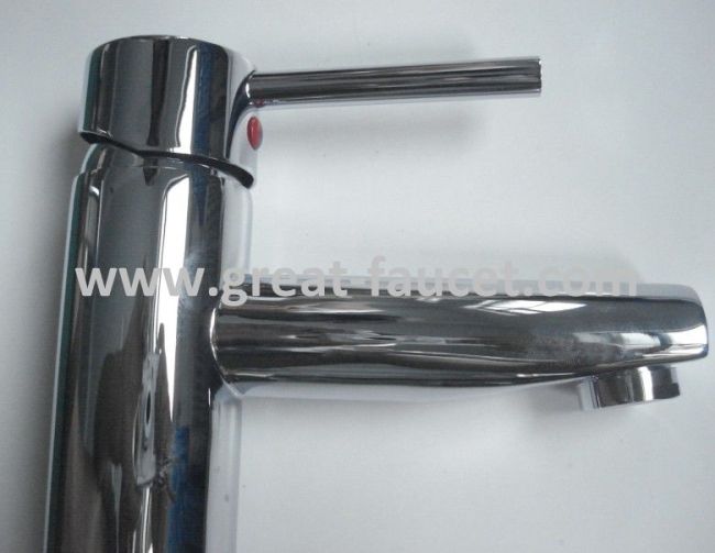 single lever bathroom basin faucet