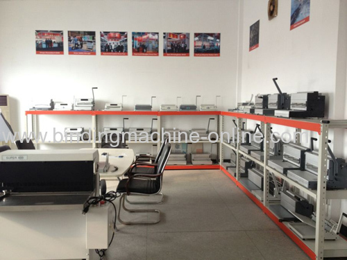 Manual wire binding machines