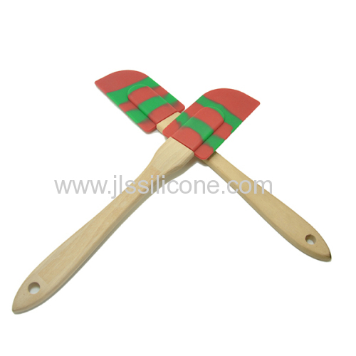 New arrival Durable food grade silicone spatula with wooden handle 