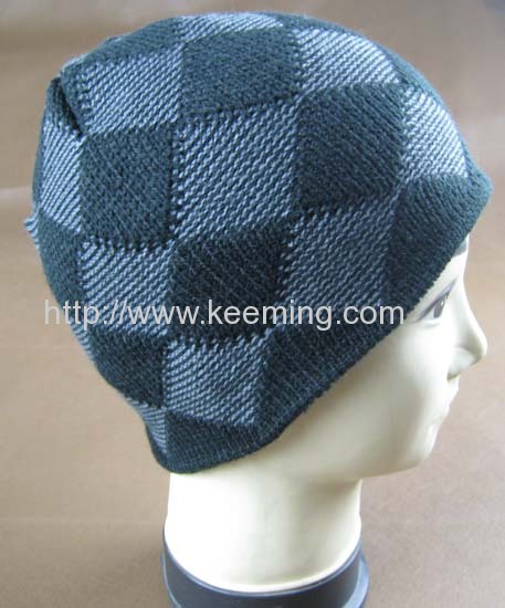 Lozenge effect jacquard hat 