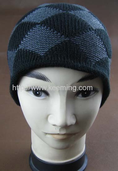 Lozenge effect jacquard hat 