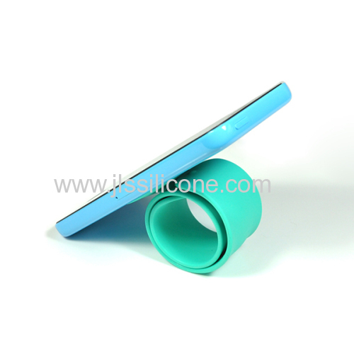 new arrival silicone paipai bracelet for phone stand