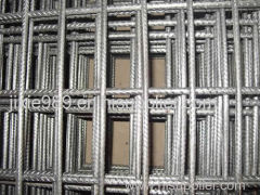 Rectangular reinforcing mesh reinforces thin concrete construction