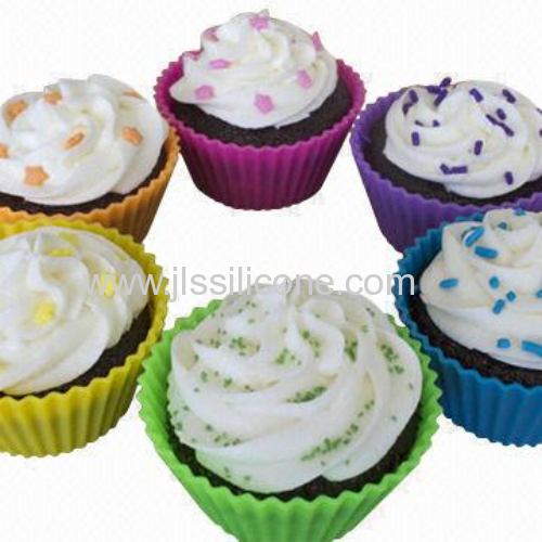 Fashionable silicone cupcake baking mould