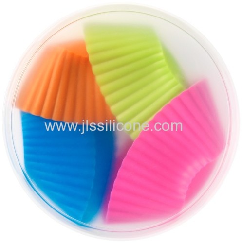 Fashionable silicone cupcake baking mould