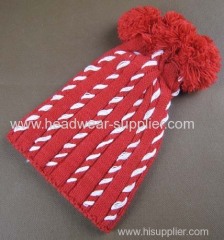 BABY HAT WITH THREE POMPON AND HAND DECORATION