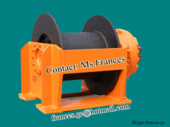 Hydraulic winch for dredge equipment