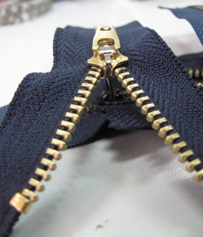 Metal Zipper Brass Wire