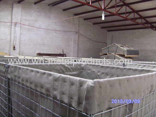 welded mesh panels assembled container barrier