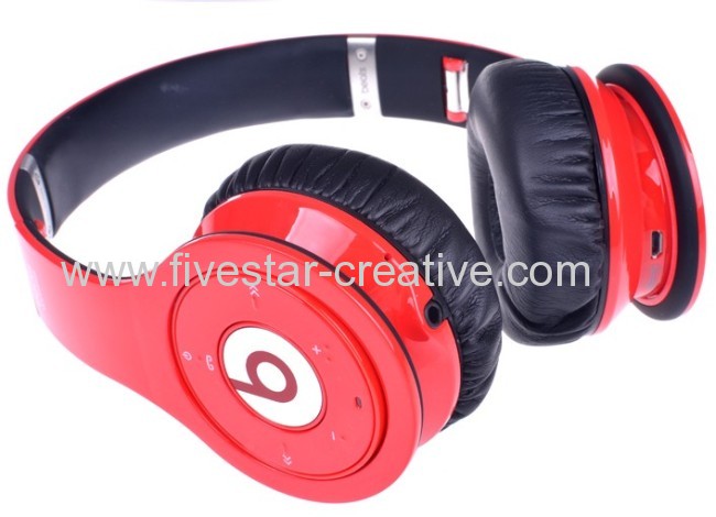 Monster Beats Wireless Bluetooth On Ear Headphones in Red