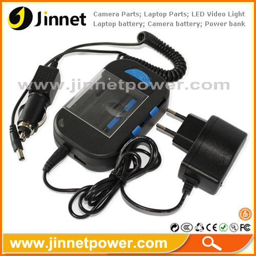 2014 new product universal battery charger for camera batteries and cellphone batteries BM001