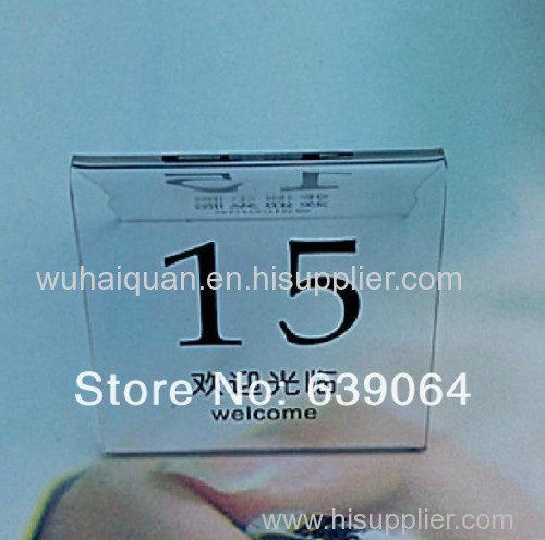Customized! Hot selling support wholesale triangle acrylic table number board, with the words 