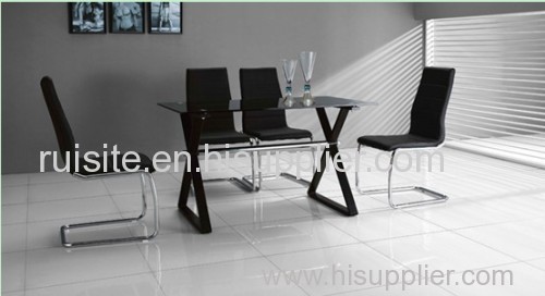Minimalist Modern Style Dining Table