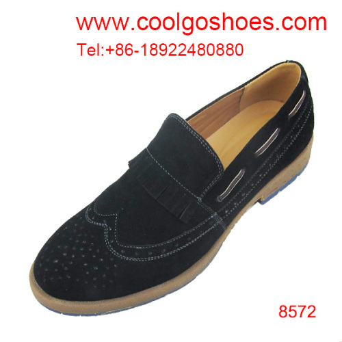 popular and fashion men casual shoes wholesaler