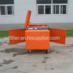 Movable oil purifier with an oil box