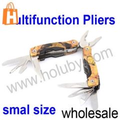 11x6.5cm 9 in 1 Super Sharp Stainless Steel Folding Multifunction Pliers Tool Kits(camouflage)