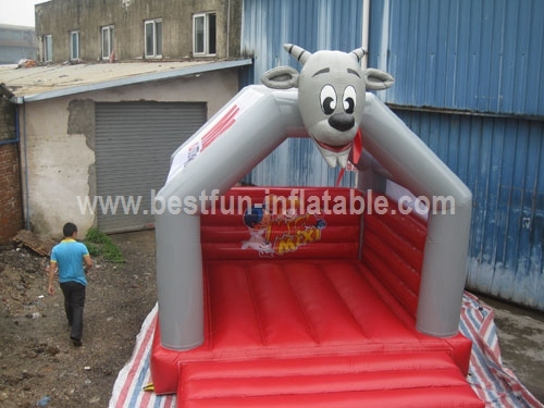 Cartoon Goat Bounce House for Supermarket