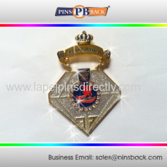 Custom Blinking Crown Diamond Shape Metal Lapel Pin /shaped diamond lapel pins With Custom Logo