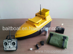 Remote controlled boats for baitting