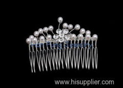 Charming simple style Crystal Bridal Jewelry hair comb with pearls T00043