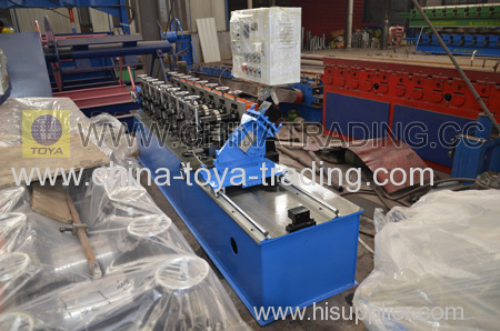 C U shape forming machine