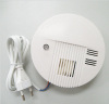 Electric smoke alarm with 9v battery backup