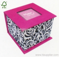 Printed colourful memo box