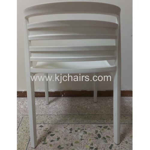 beautifully designed plastic dining chair