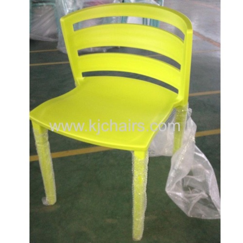 beautifully designed plastic dining chair