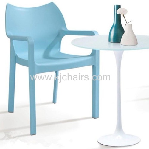 plastic seat with hole chair