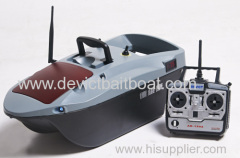 Remote controlled bait boat for fishing